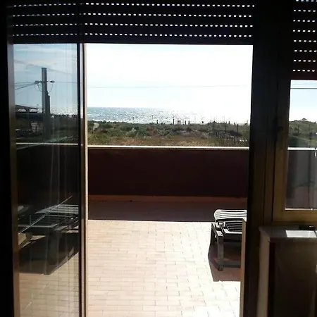 Bb Fly And Bed & Breakfast Fiumicino