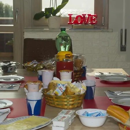 Bed & Breakfast Bb Fly And *